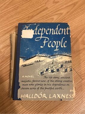 Independent People by Halldor Laxness - Blue & Cream Vintage Hardcover